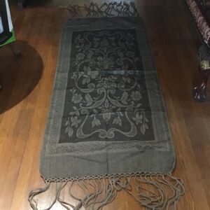 Linen  Damask Shawl with Long Fringe,  Natural with Black, Unused